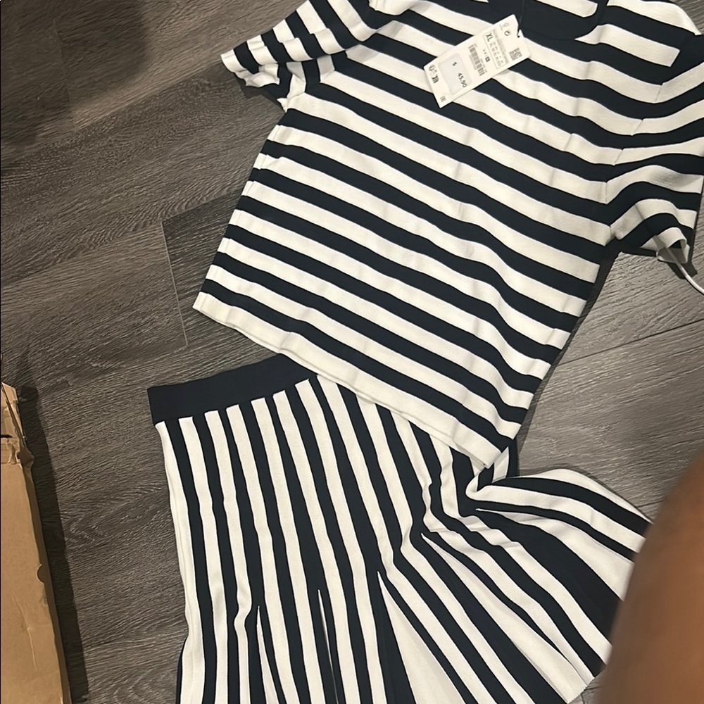 Women’s striped Zara set